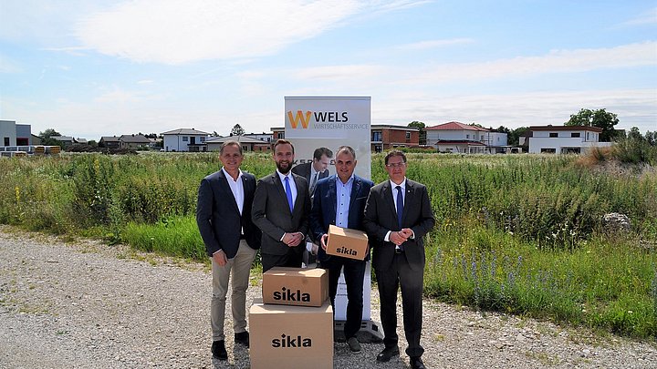 Rus loli charm tasmali bilan jinsiy aloqa